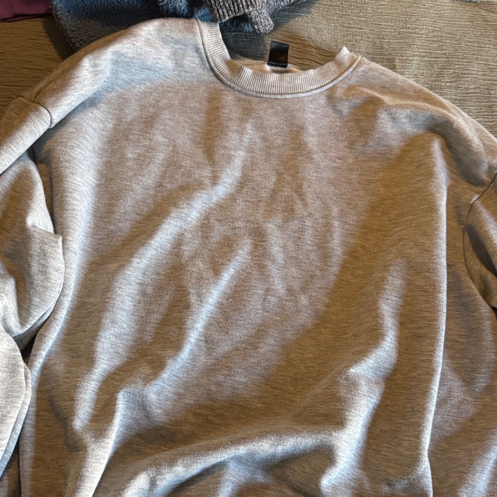 SHEIN womens Light Gray Crewneck Sweater